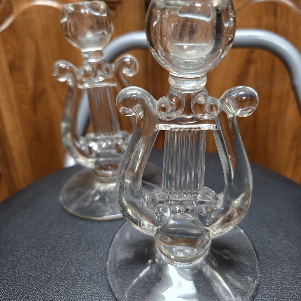 Crystal Lyre "Harp" Clear Glass Candle Holders - Picture 4 of 6